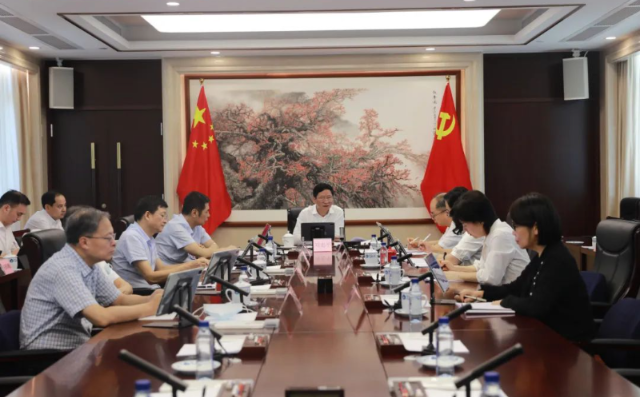 新澳门六合彩
召开局务会议传达学习全国机关事务工作座谈会精神