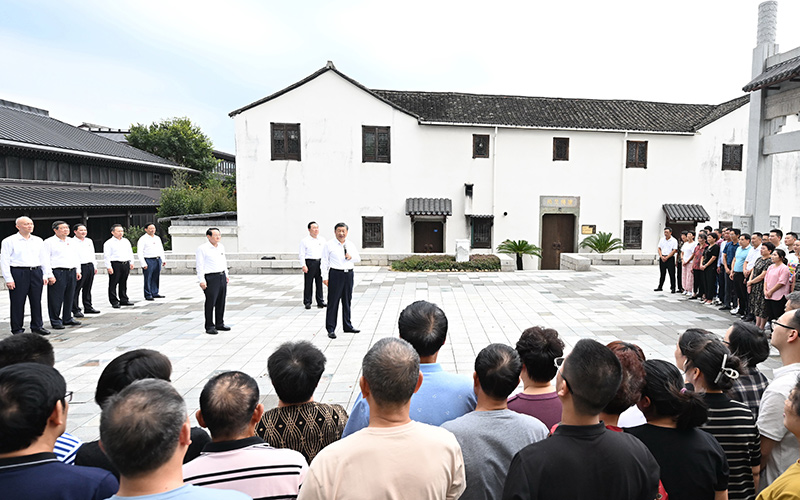 习近平在浙江考察时强调 始终干在实处走在前列勇立潮头 奋力谱写中国式现代化浙江新篇章