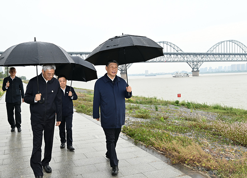 习近平在江西考察时强调 解放思想开拓进取扬长补短固本兴新 奋力谱写中国式现代化江西篇章