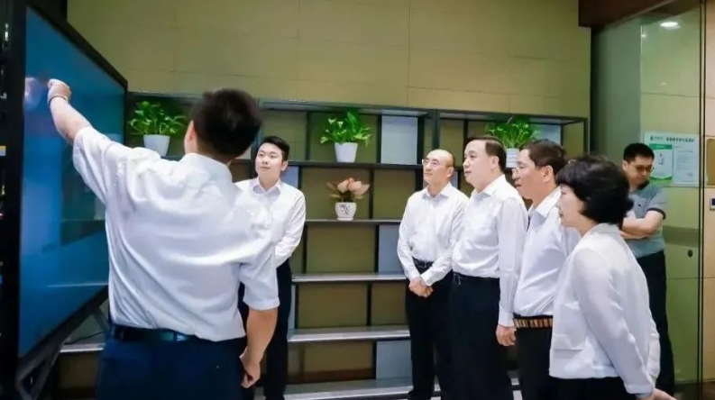 深圳:市党政机关集中办公区共享办公室启用仪式举行 深圳:市党政机关集中办公区共享办公室启用仪式举行