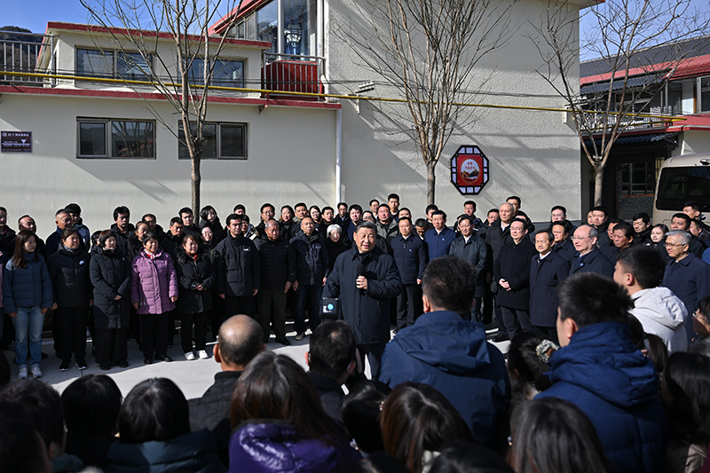 习近平在北京河北考察灾后恢复重建工作时强调 再接再厉抓好灾后恢复重建 确保广大人民群众安居乐业温暖过冬