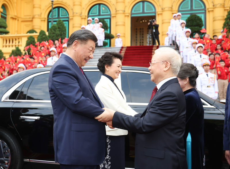 习近平同越共中央总书记阮富仲举行会谈 习近平同越共中央总书记阮富仲举行会谈