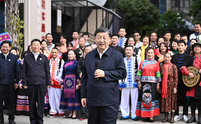 习近平：解放思想创新求变向海图强开放发展 奋力谱写中国式现代化广西篇章