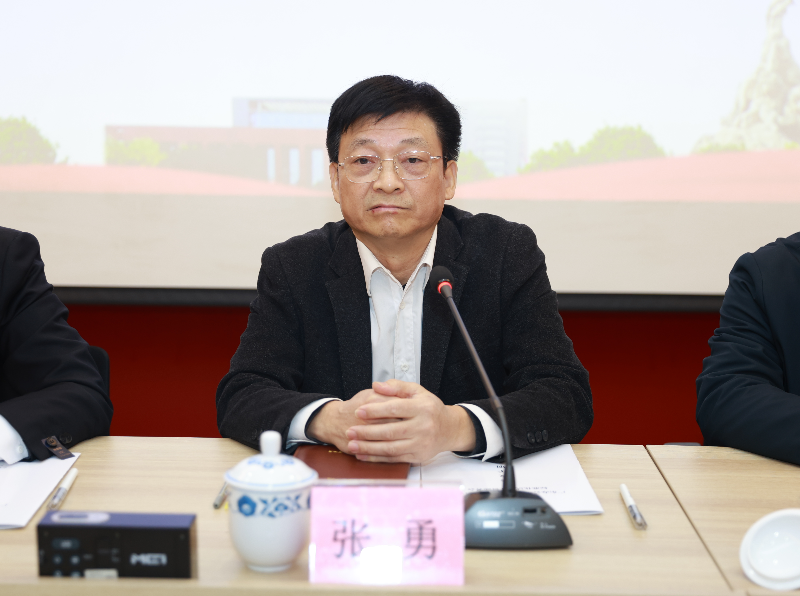 新澳门六合彩召开
办公用房管理 “两化融合”标准化试点宣贯部署会 新澳门六合彩召开
办公用房管理 “两化融合”标准化试点宣贯部署会