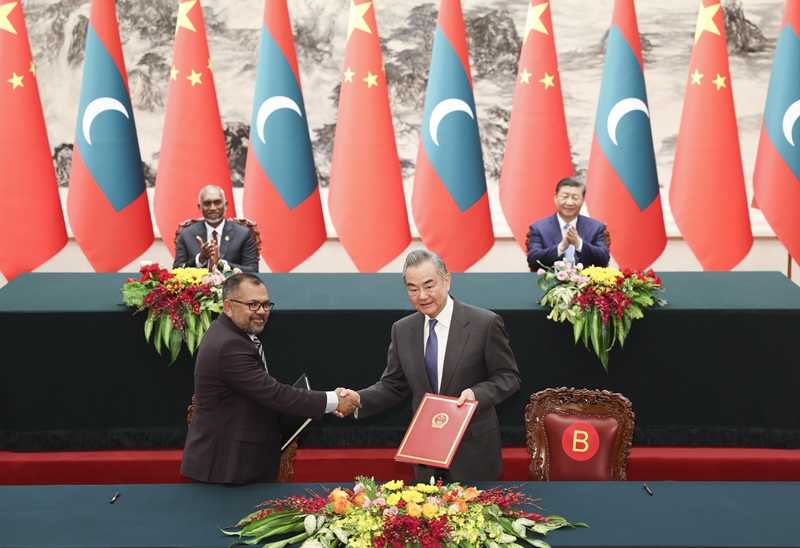 习近平同马尔代夫总统穆伊兹会谈 习近平同马尔代夫总统穆伊兹会谈