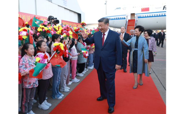 习近平抵达澳门 将出席庆祝澳门回归祖国25周年大会